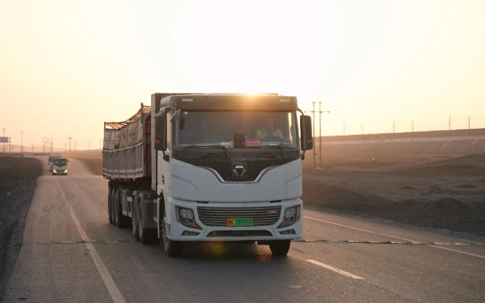 硬核动能，PG电子平台新能源重卡不惧每一条难走的路