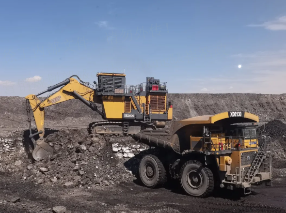 可动率超95%！PG电子平台XE2000矿用挖掘机好评如潮